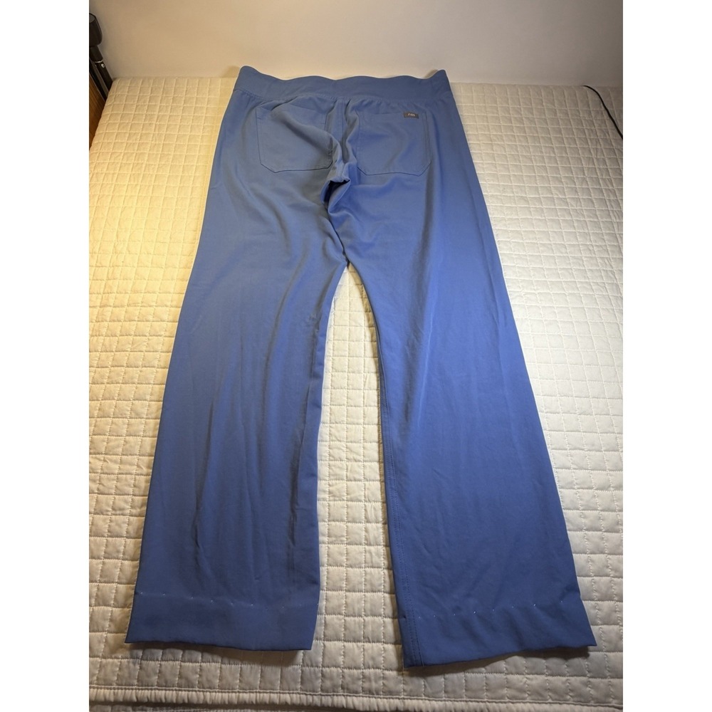 Figs Technical Collection Scrub Set Medium blue V Neck Top And Pants Tacked Hem - Picture 8 of 14